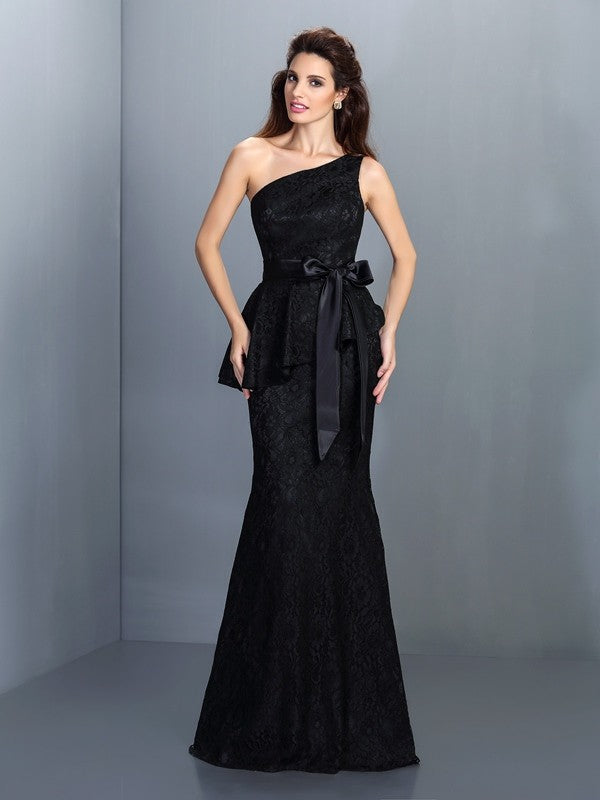 Wholesale Trumpet/Mermaid One-Shoulder Lace Sleeveless Long Lace Bridesmaid Dresses